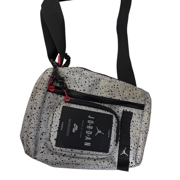 Jordan Handbags - Jordan Speckled Belt Bag - Black and Gray
